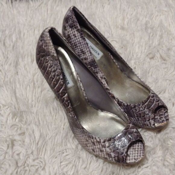 steve madden snake print heels - Picture 2 of 8